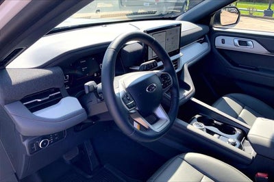 2027 Ford Explorer 4-Door 4DR RWD ACTIVE