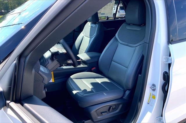 2027 Ford Explorer 4-Door 4DR RWD ACTIVE