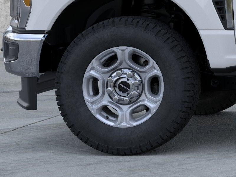 2026 Ford Super Duty F-350® XLT