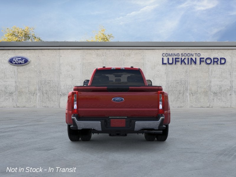 2026 Ford Super Duty F-350® XLT
