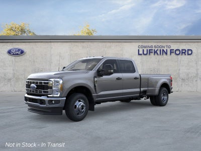 2026 Ford Super Duty F-350® XLT