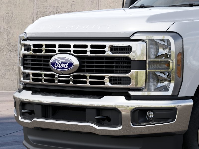 2027 Ford Super Duty F-350® XLT
