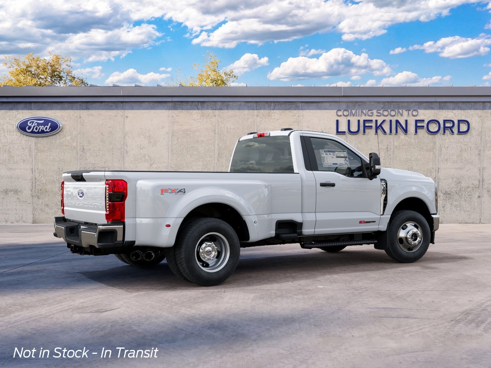 2027 Ford Super Duty F-350® XLT